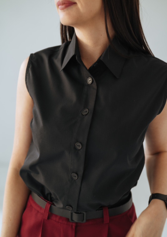 Сорочка  в чорному кольорі - 101.24