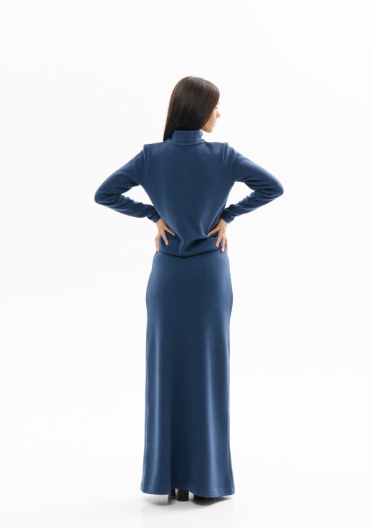 Костюм  з спідницею та светром в синьому кольорі - 109.24/110.24
