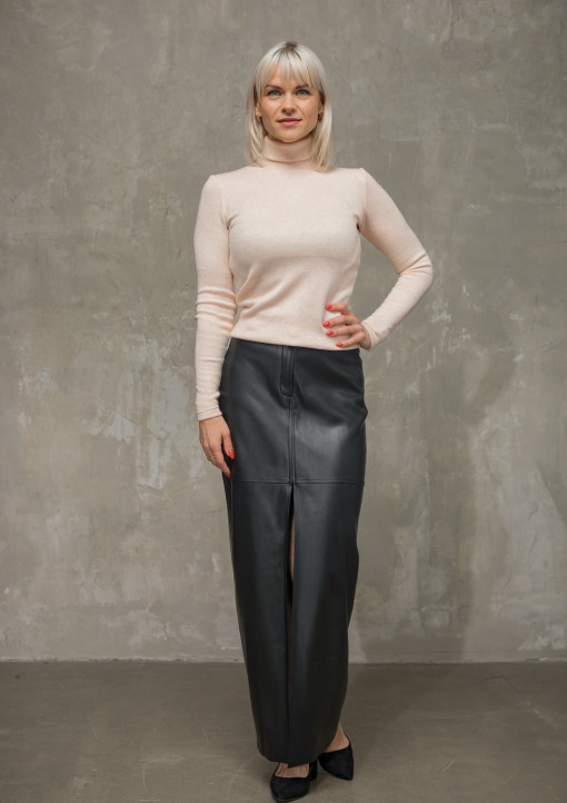 Светр в персиковому кольорі- 87.24