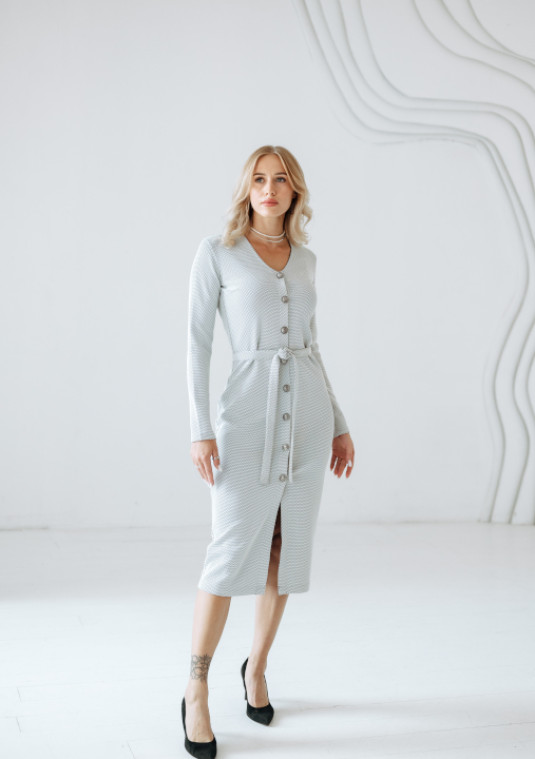 Сукня в білому  кольорі - 103.24